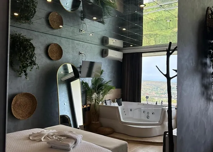 Sapanca Paradise Szálloda *