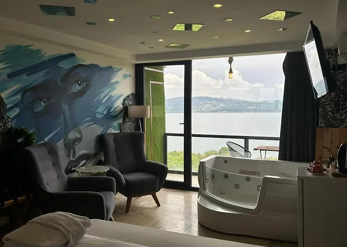 Sapanca Paradise Szálloda *